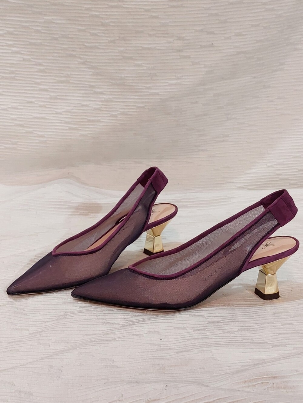 Pointed Purple Mesh Slingback Heels with Gold Sculpted Heel EU 36